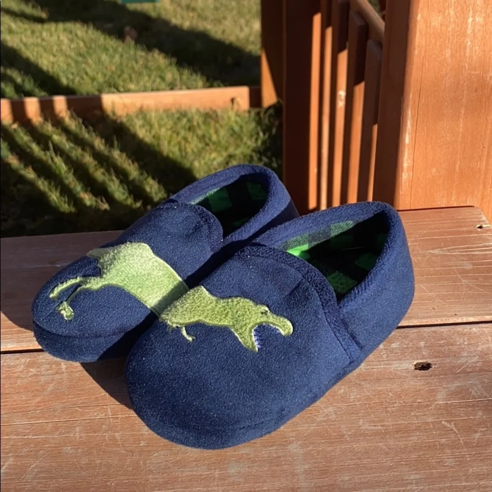 Wonder Nation Boys Slippers